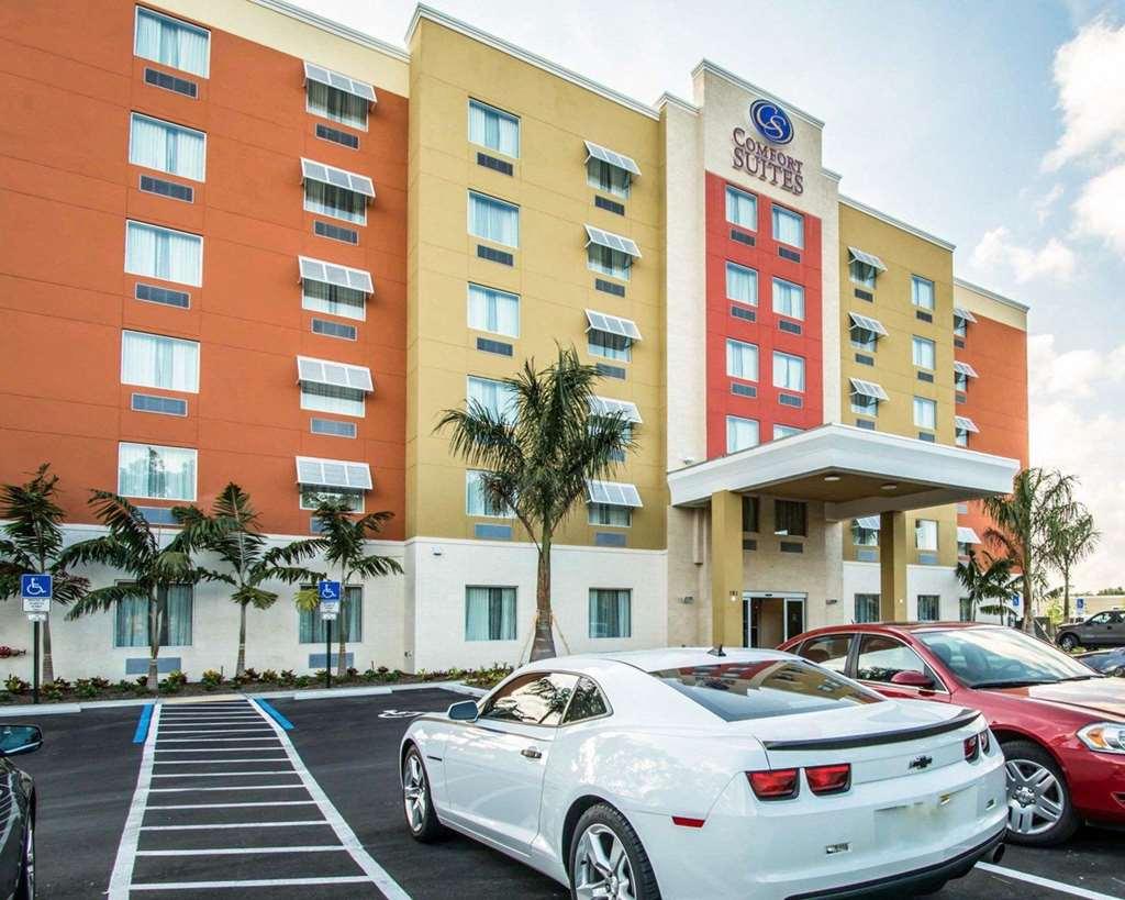 Comfort Suites Fort Lauderdale Airport South & Cruise Port Dania Beach Exterior photo